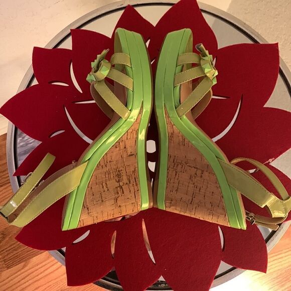 Antonio Melani Ankle Strap Green Patent Sandals  Size 7,5 - Picture 6 of 9